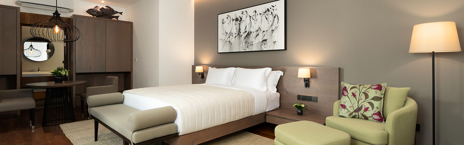 Deluxe Room with Courtyard View